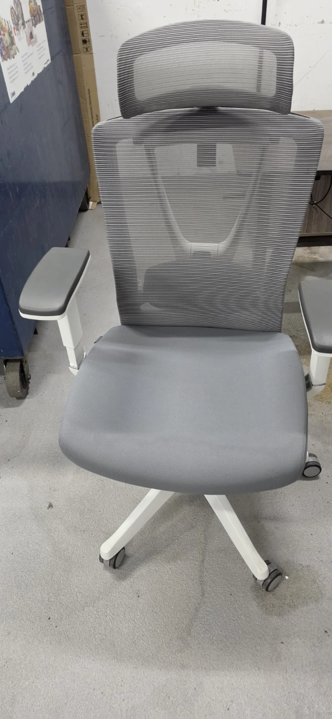 Ergonomic Mesh Office Chair - photo 5
