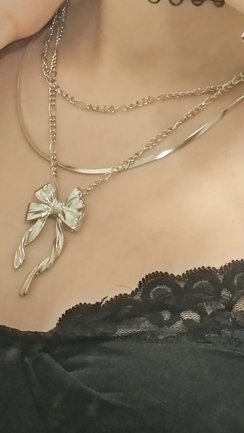 Layered Bow Coquette Necklace - photo 2