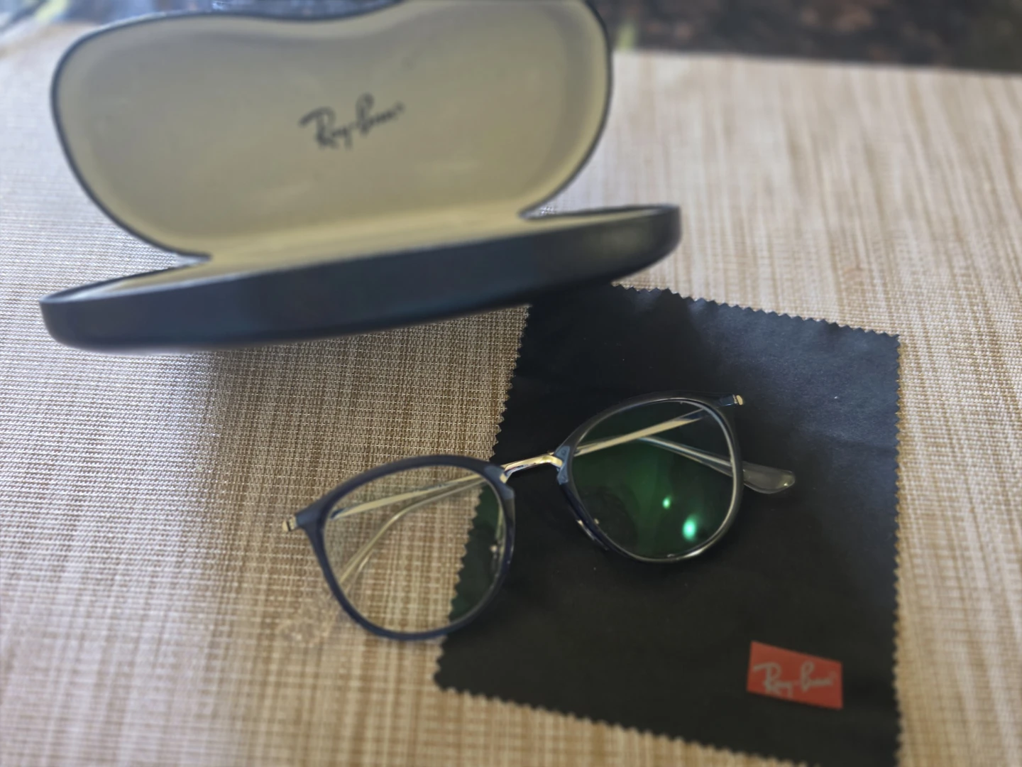 Ray-Ban Blue Round Eyeglasses with Case