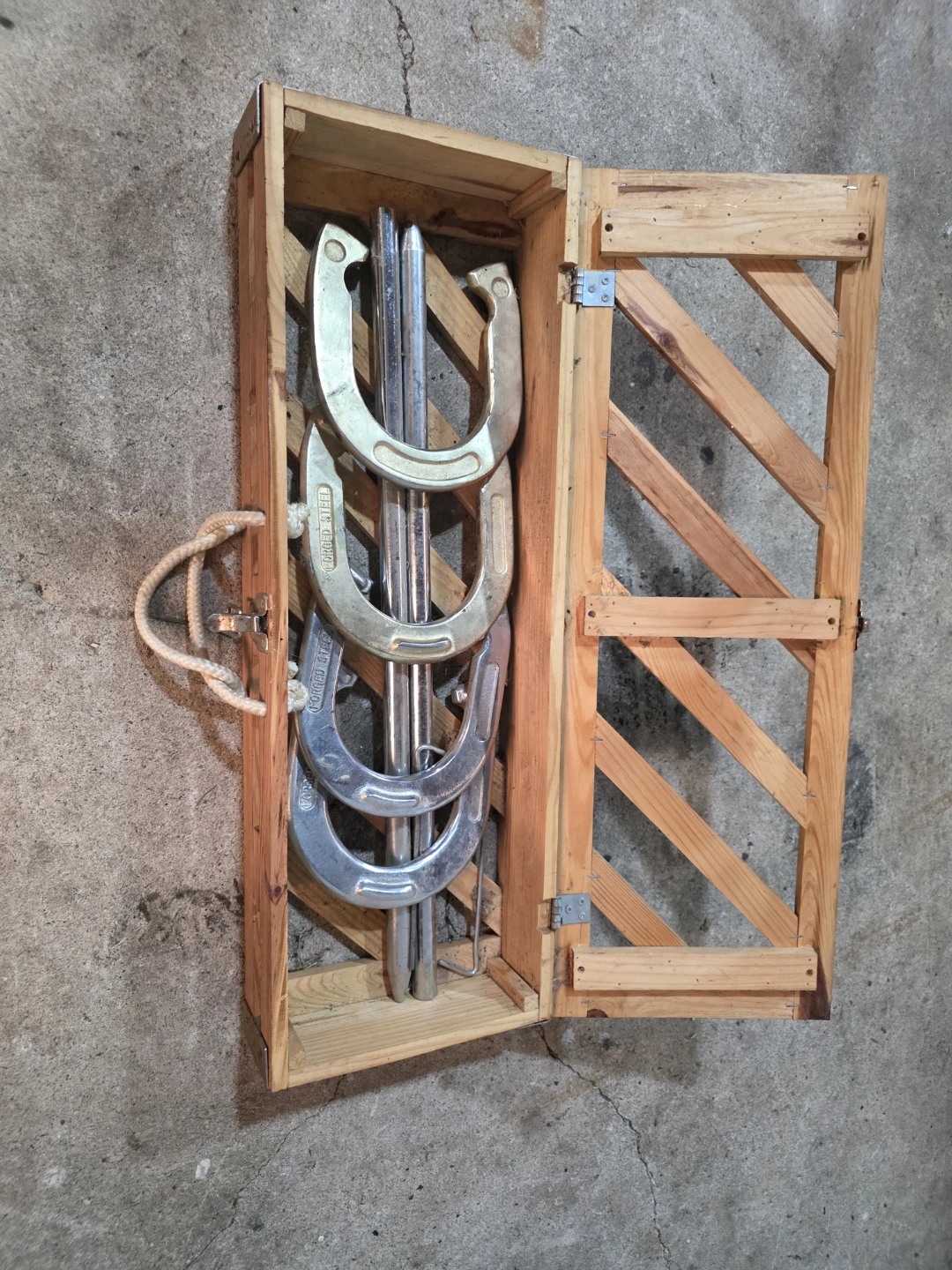 Horseshoe Set with Wooden Crate