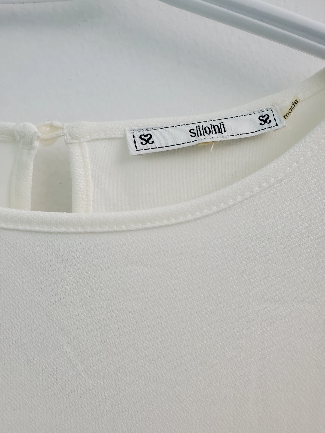 NEW!!! Siliomli Women's Cream Long Sleeve Asymmetrical Top - photo 3
