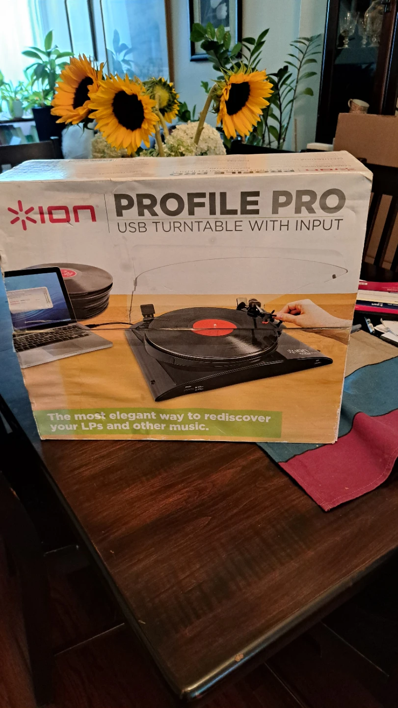 ION Profile Pro USB Turntable with Input