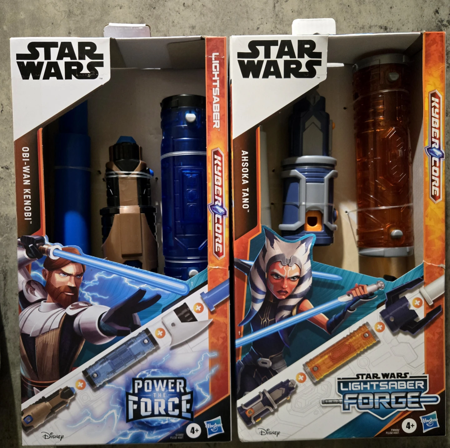 Star Wars Lightsaber Forge Figures