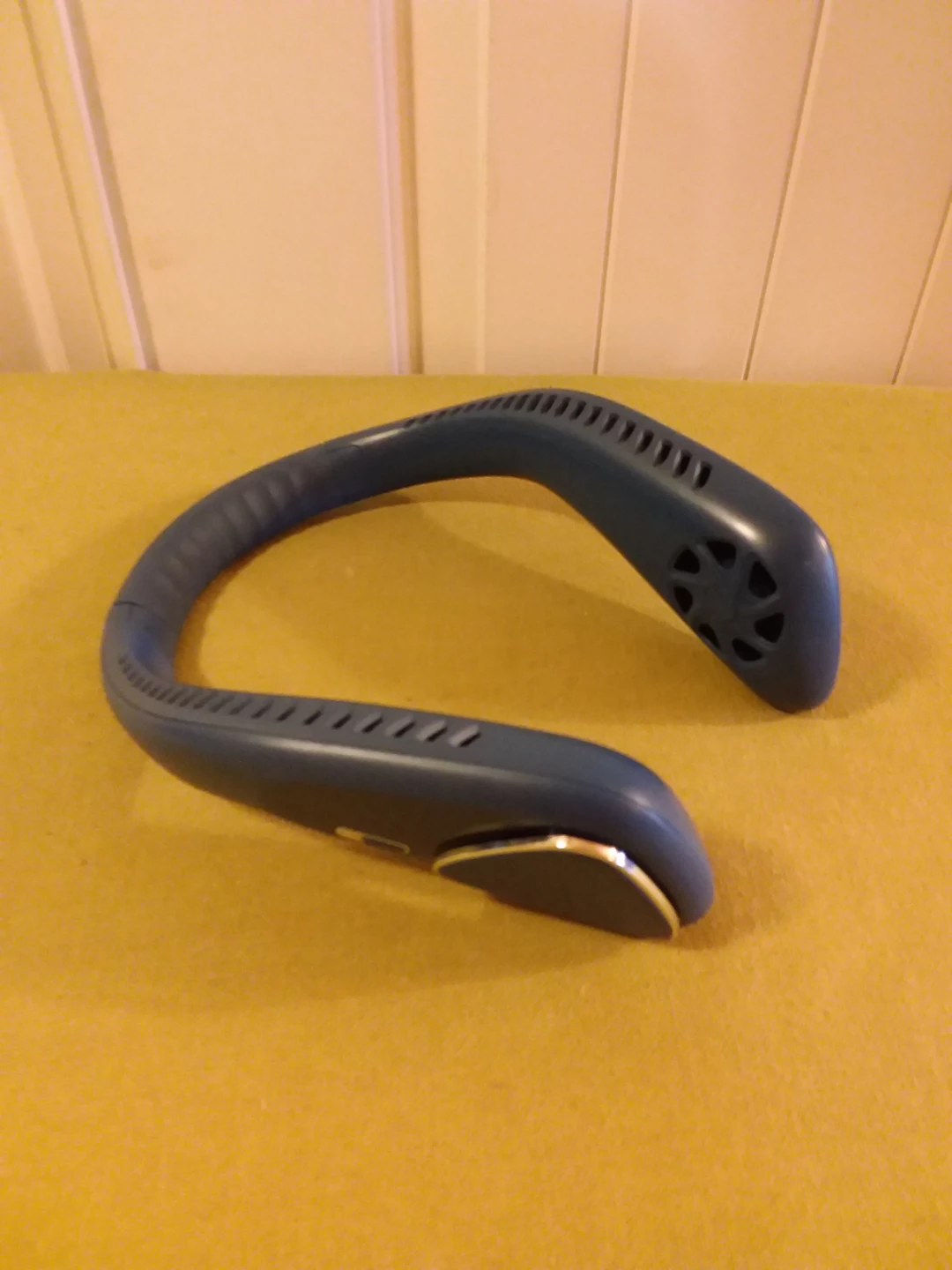 🥵 ➡️ 😎 Portable Neck Fans 🚨 Stay Cool 💨 😎