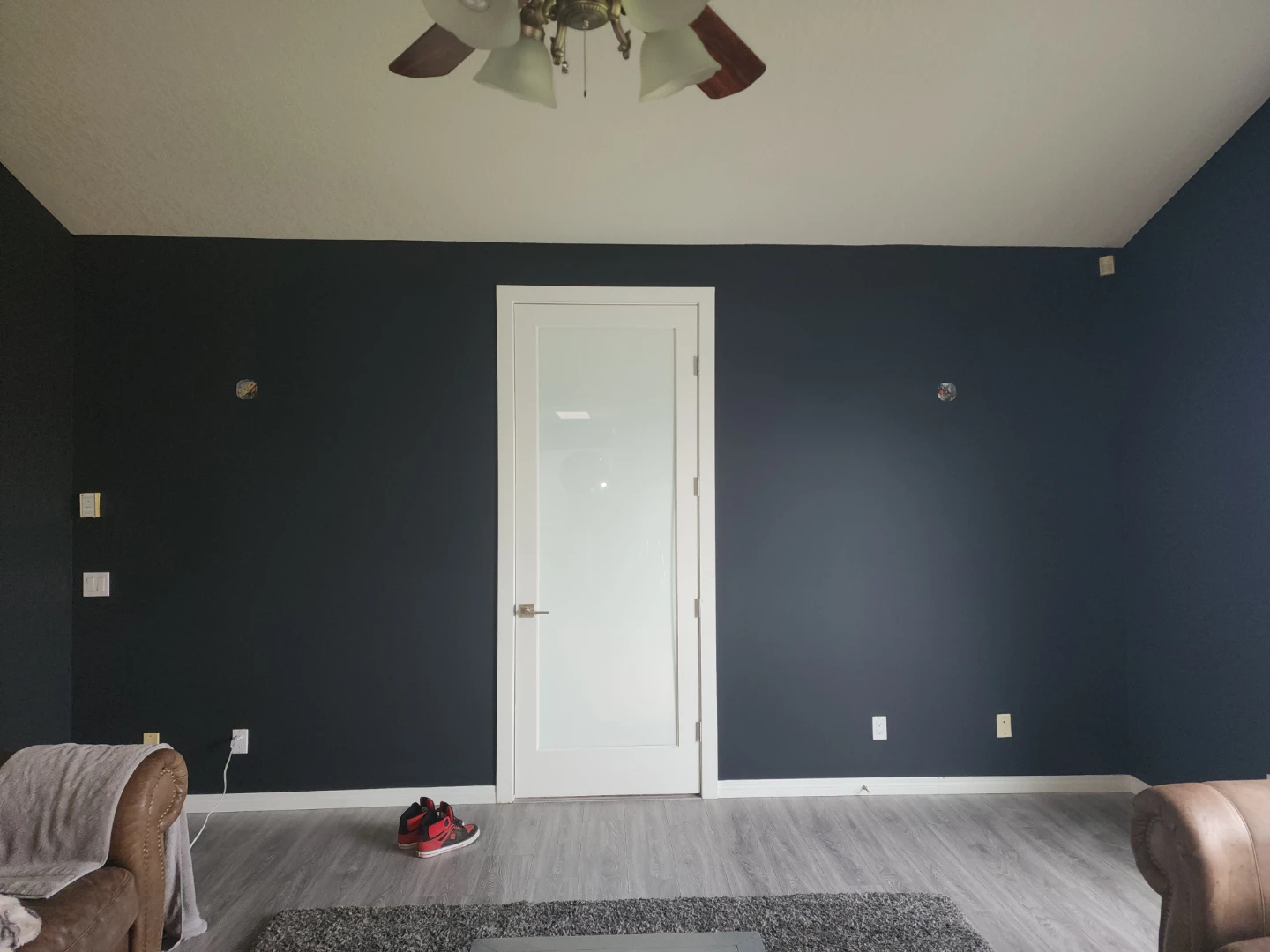 Painter available - photo 3