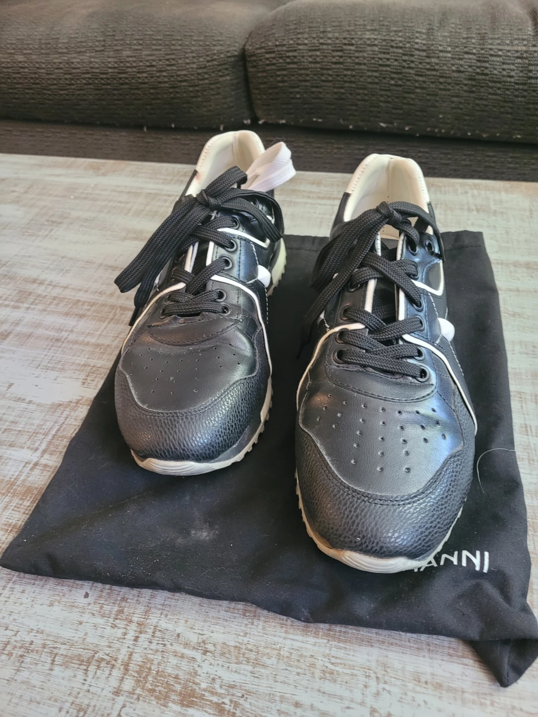 Valentino Garavani Black Leather Sneakers Size 43 - photo 2