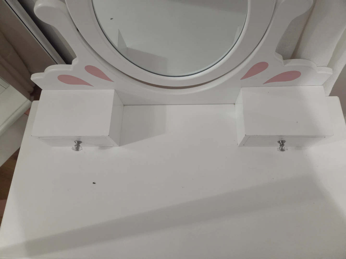 Kids Vanity Table with Mirror - photo 3