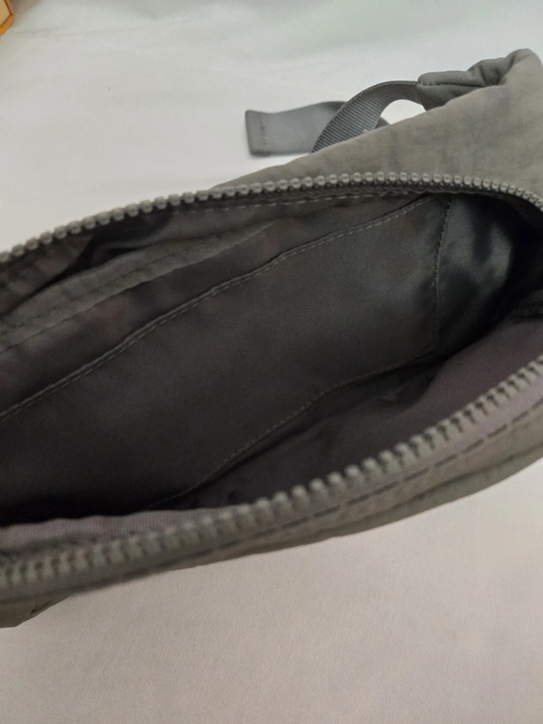 Lululemon On the Beat Belt Bag - photo 2