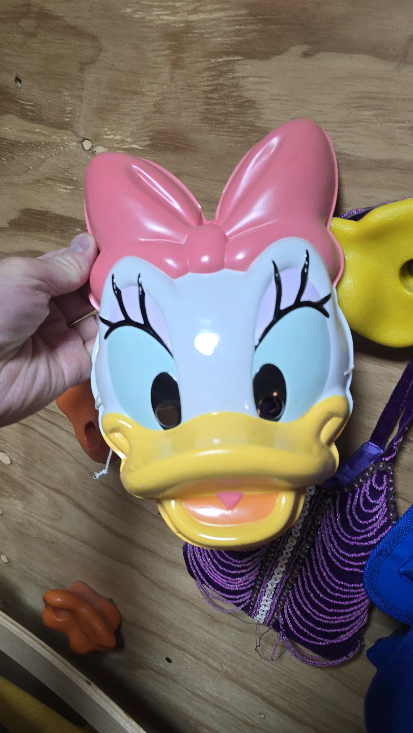 Daisy Duck Plastic Mask