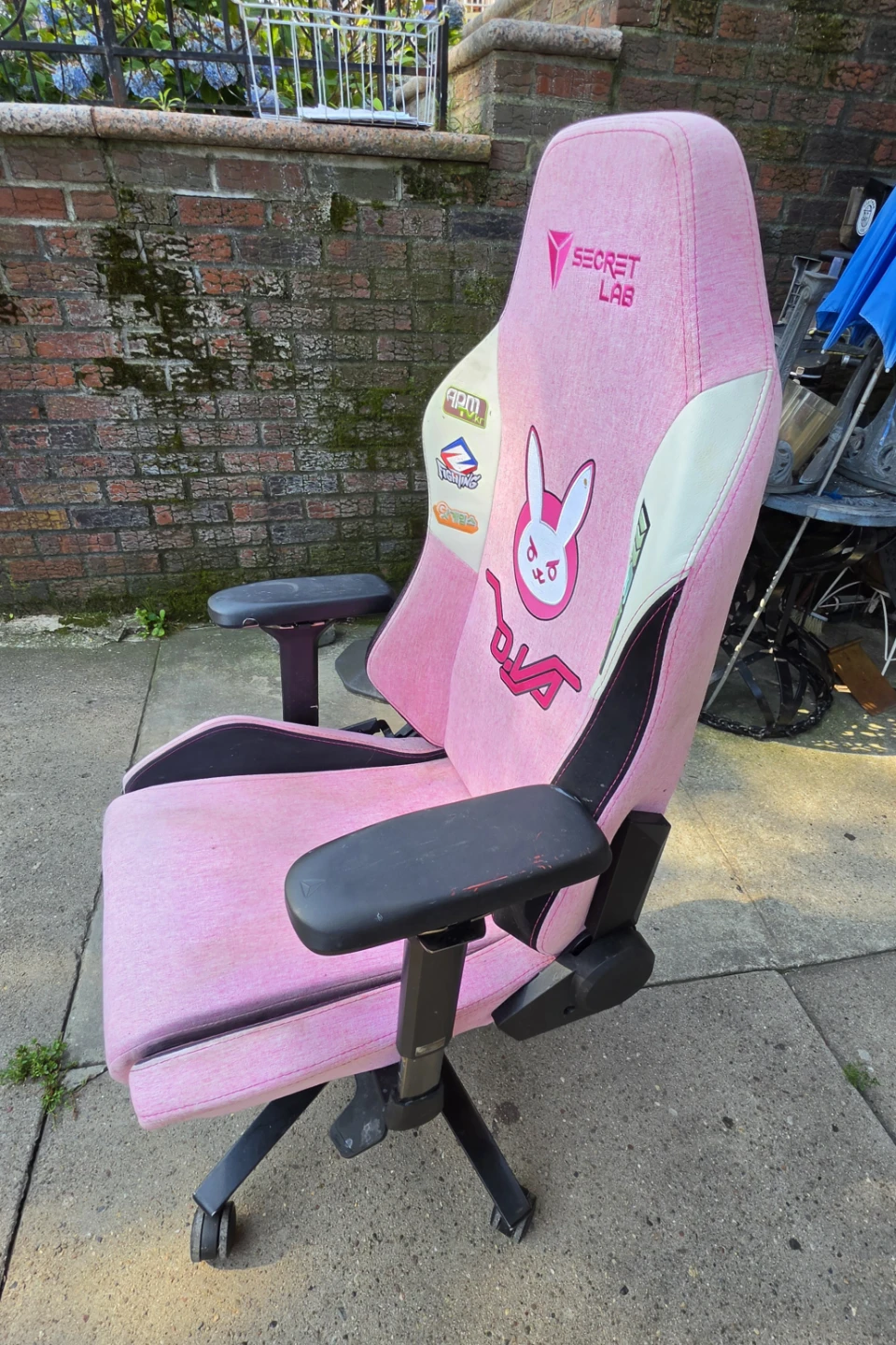 Overwatch Gaming Chair Pink