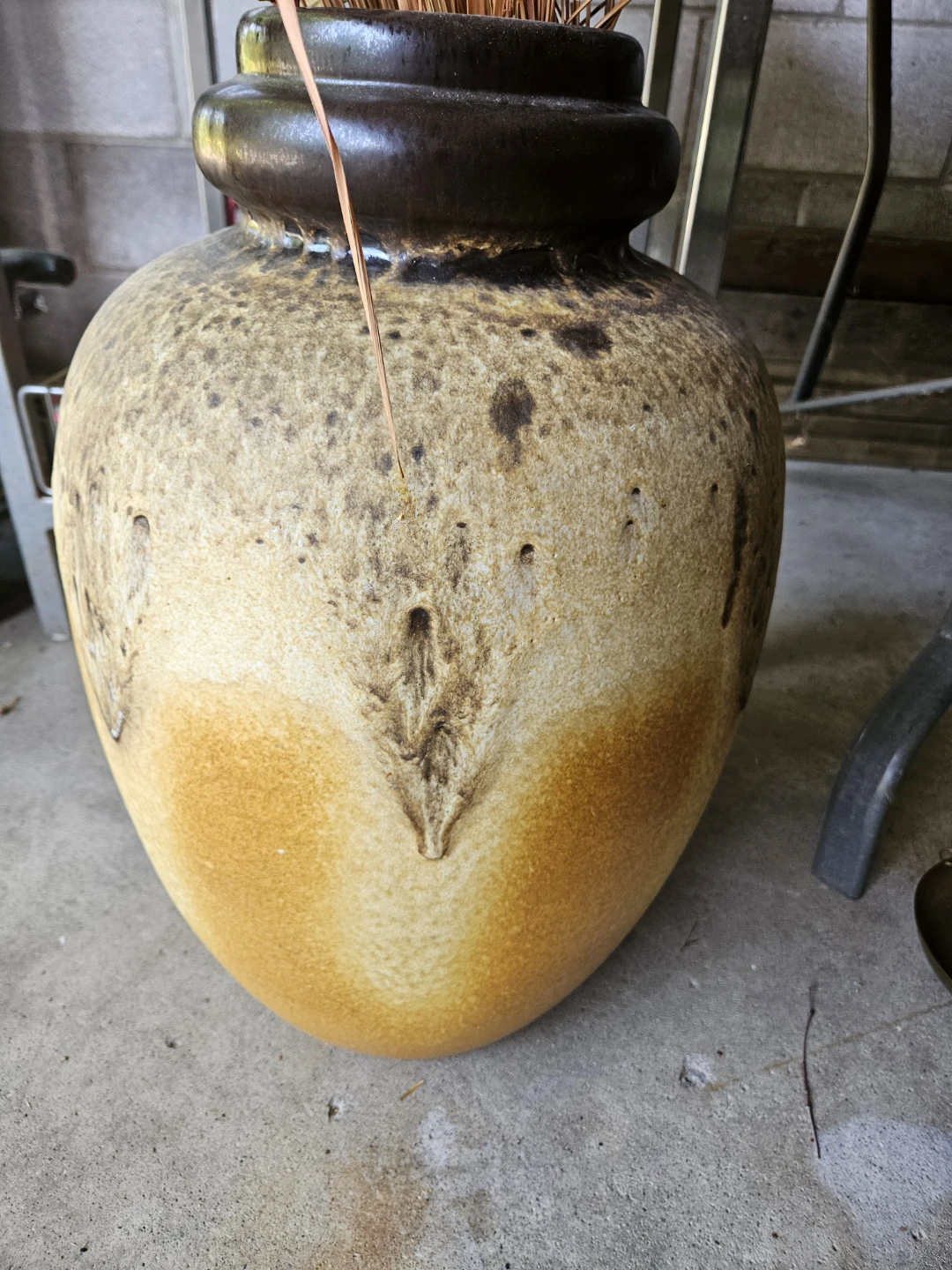 Large Vintage Ceramic Vase, decor included - photo 2