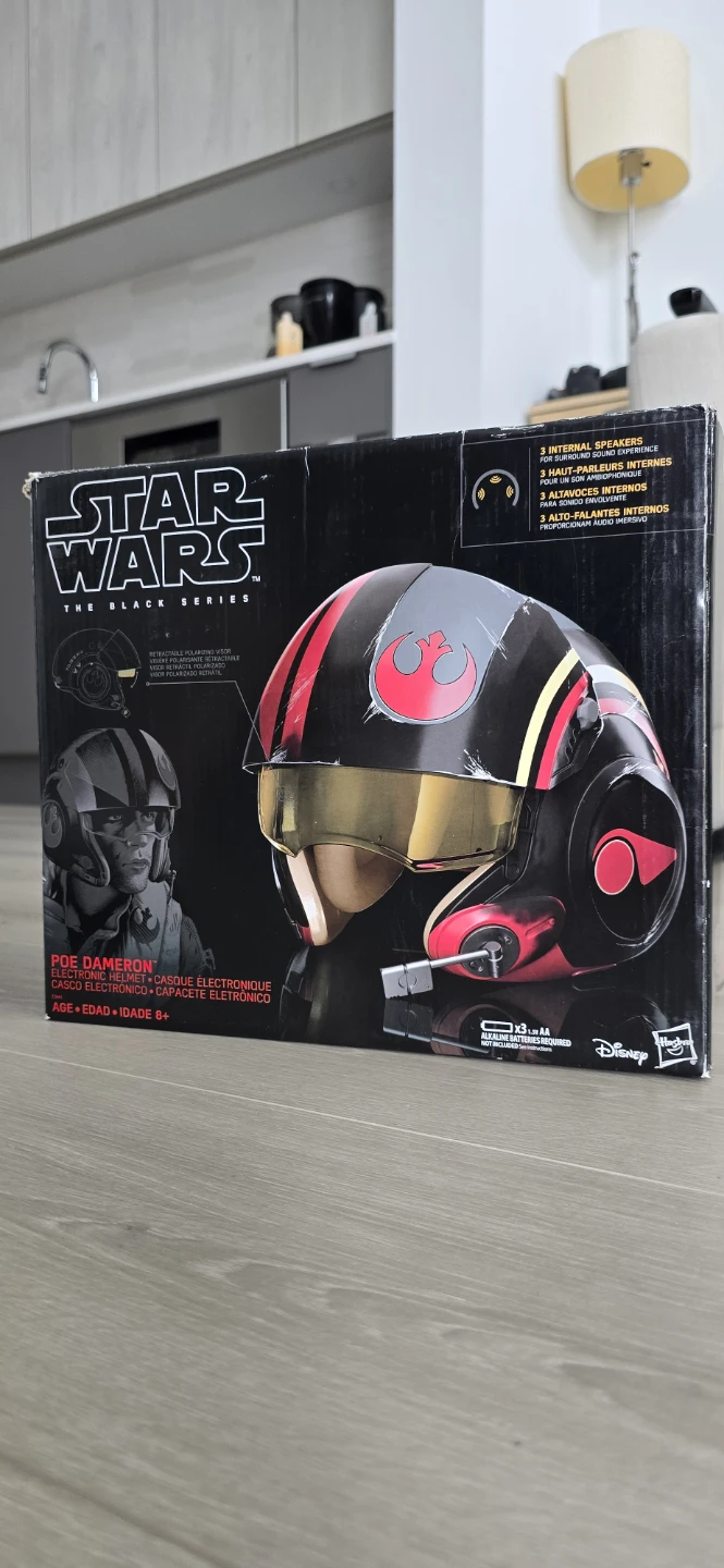 Star Wars The Black Series Poe Dameron Electronic Helmet