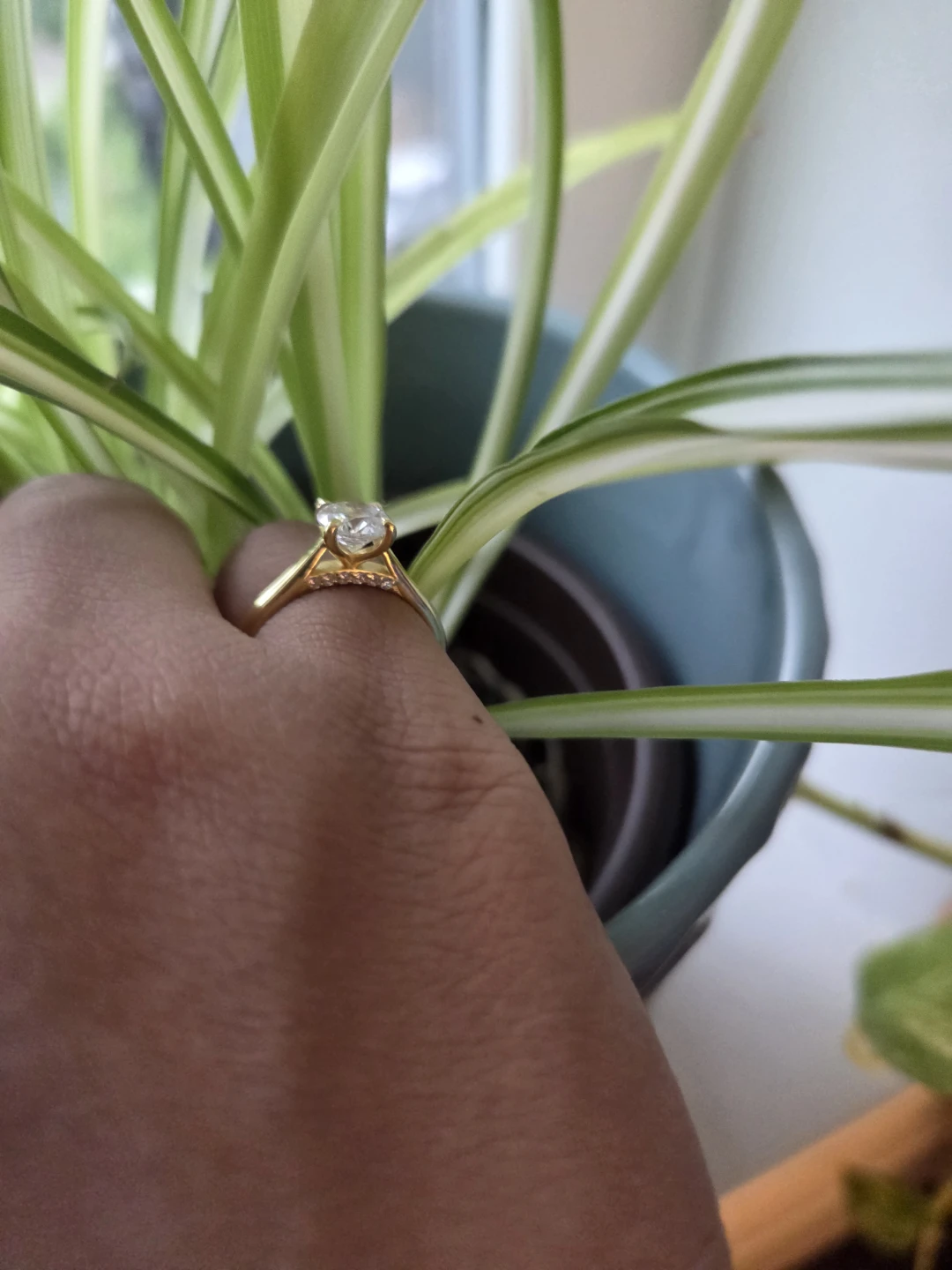 Silver (gold plated) solitaire ring with 1 CT Moissanite - photo 2
