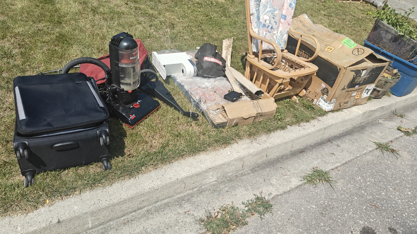 Free items - photo 2