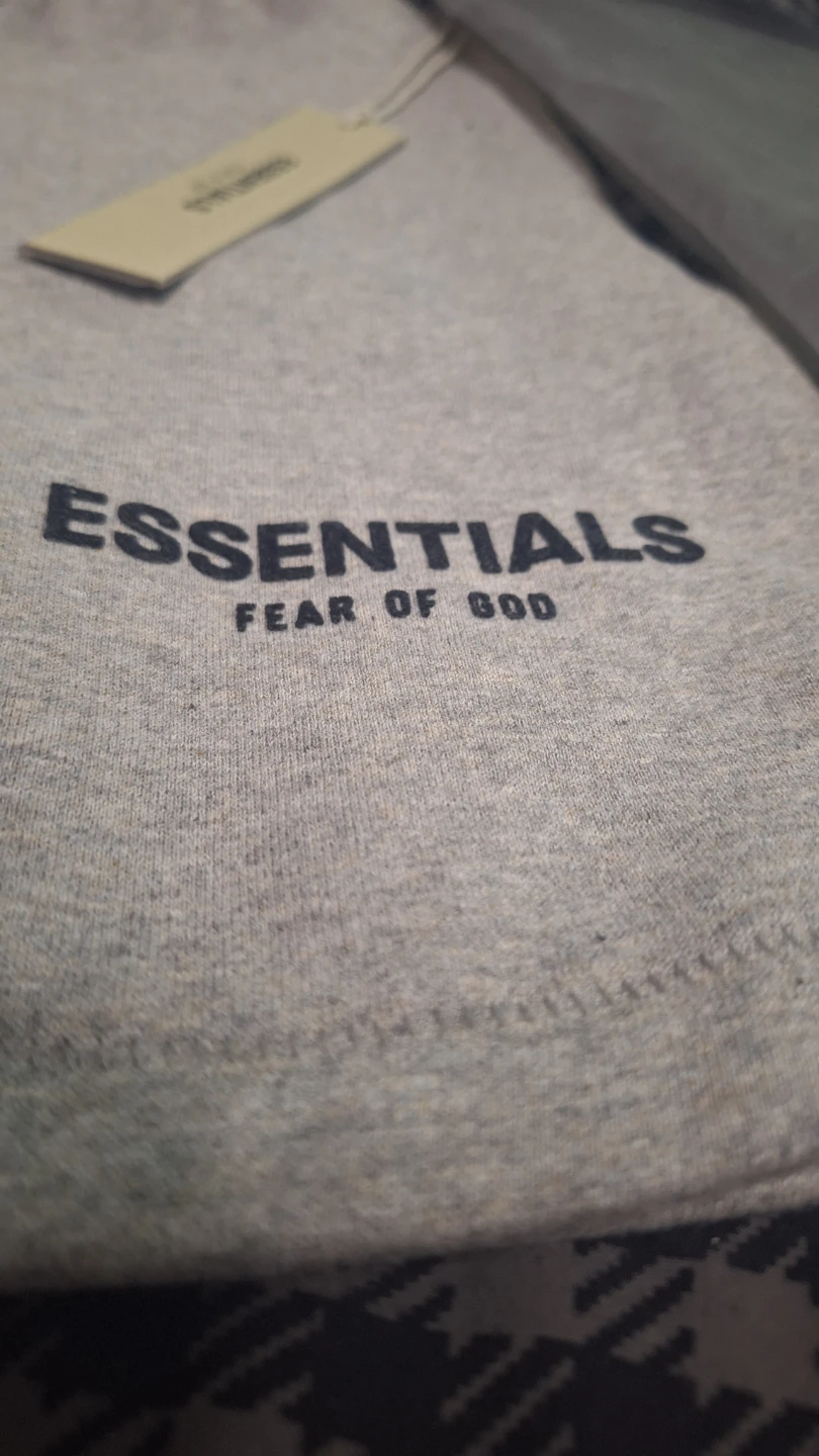 Essentials Fear of God dark oatmeal shorts - photo 3