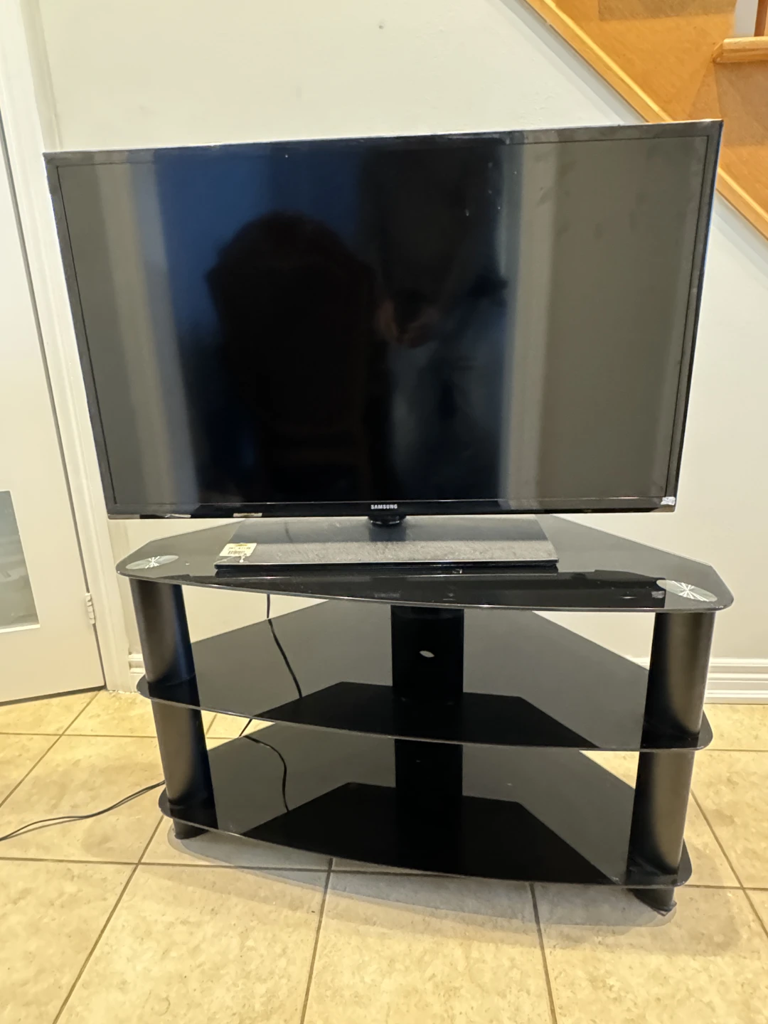 Samsung UN39EH5003 39-inch TV