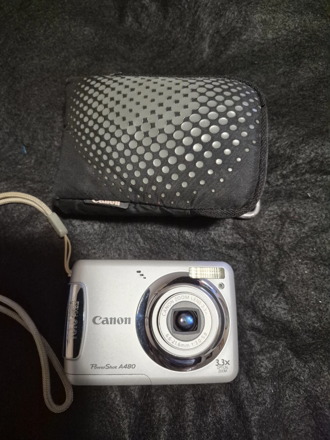 Canon PowerShot A480 Digital Camera