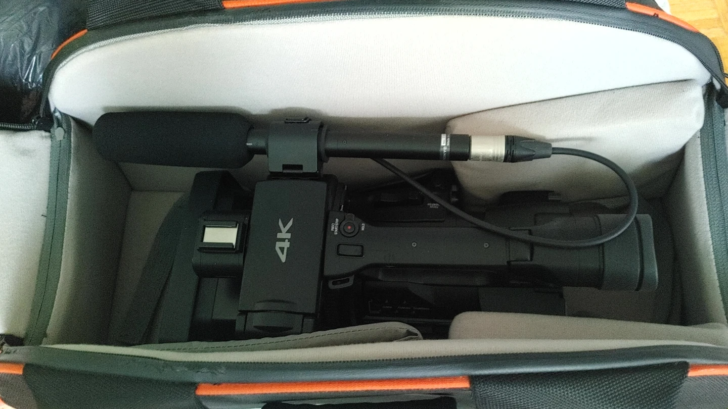 Sony 4K Camcorder with Microphone and Case - photo 4