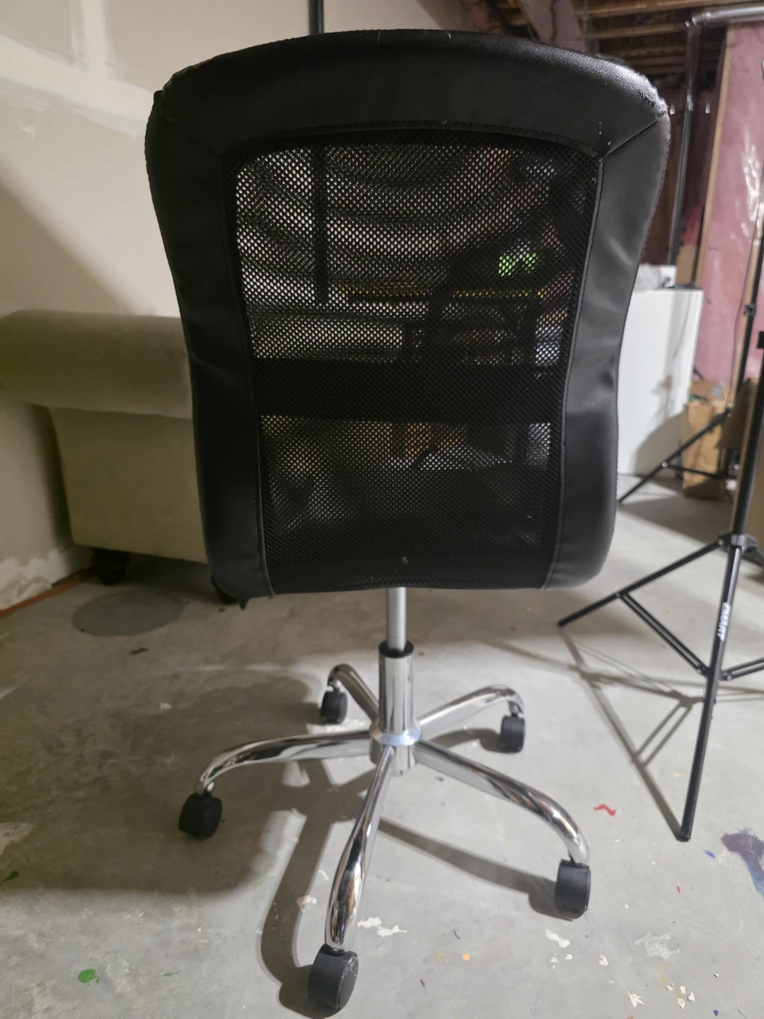 Black Office Chair with Mesh Back - photo 2
