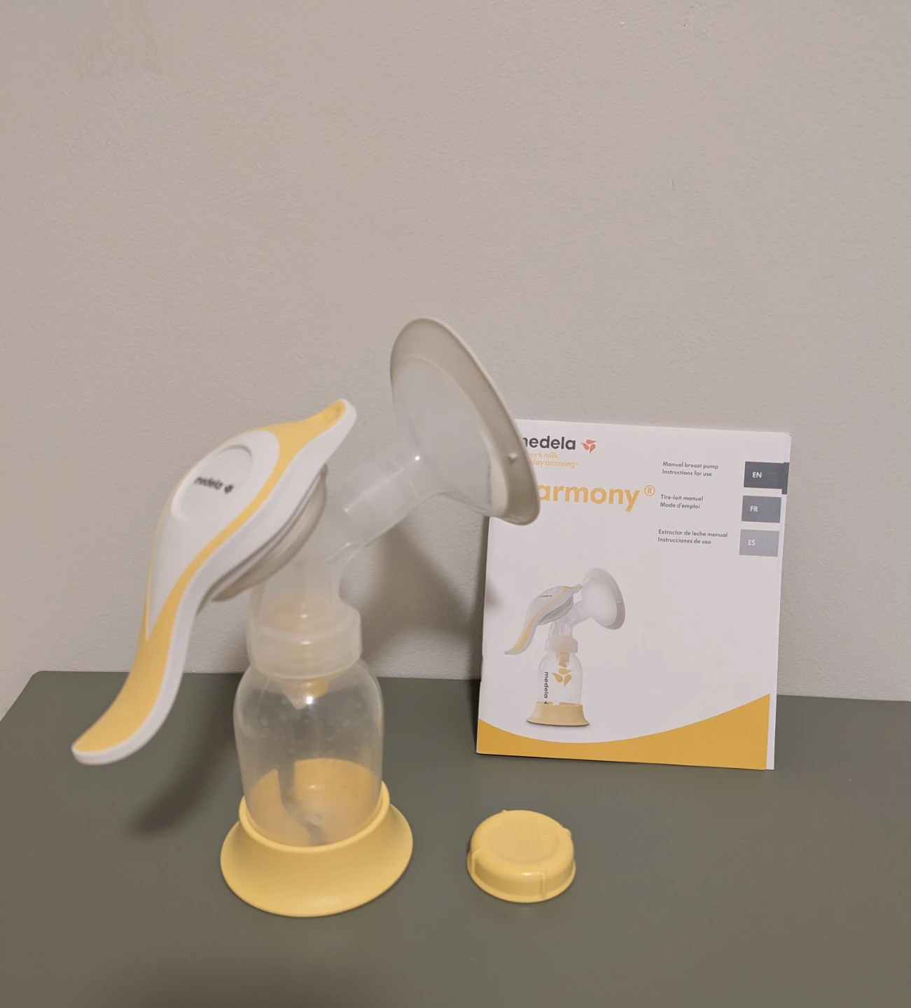 Medela Harmony Manual Breast Pump