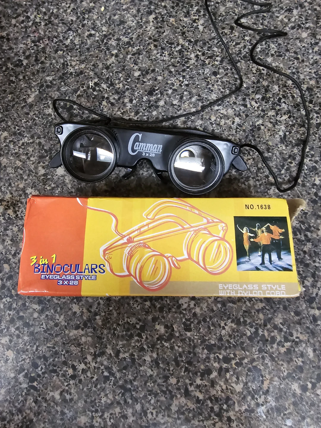 Camman 3-in-1 Eyeglass Style Binoculars 3X28