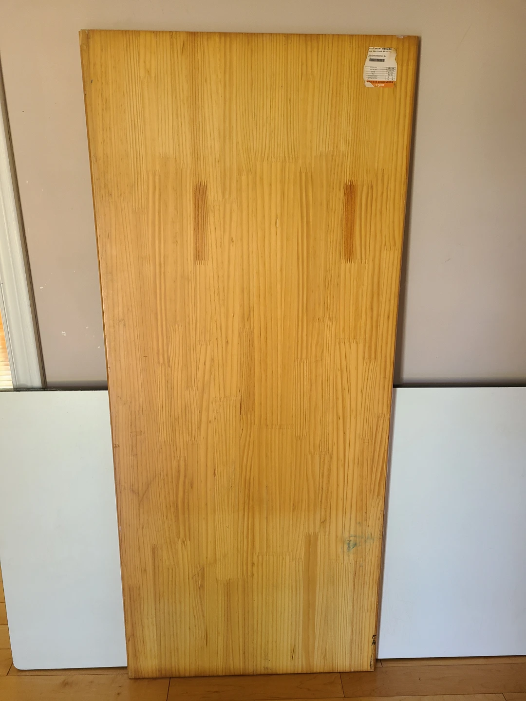 Well loved and well used desk top from Korea - photo 2