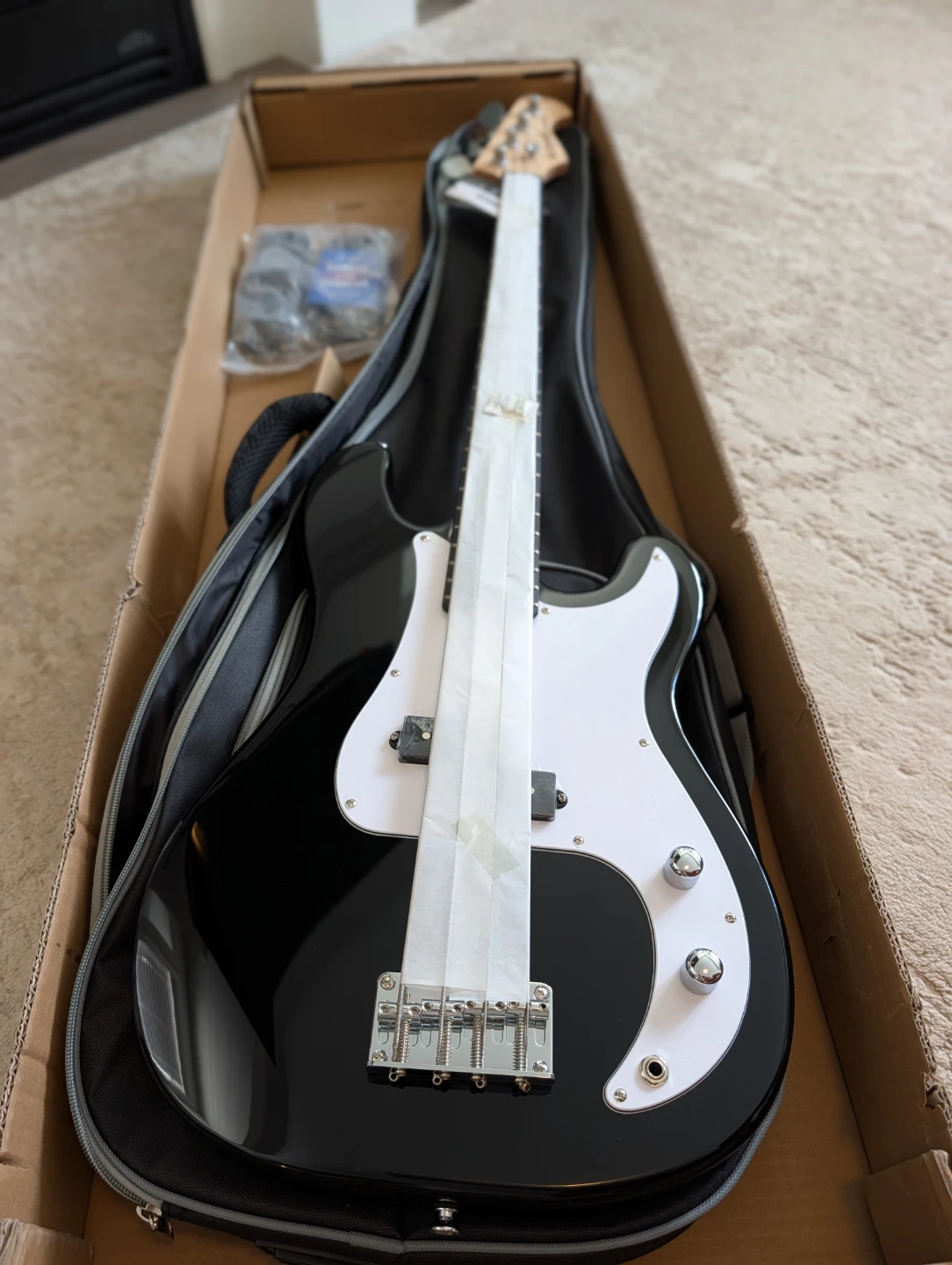 BRAND NEW - Donner DPB-510D Electric Bass Guitar - Black - photo 5