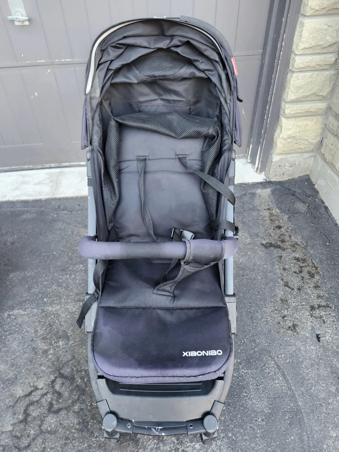 Black Xibonibo Stroller