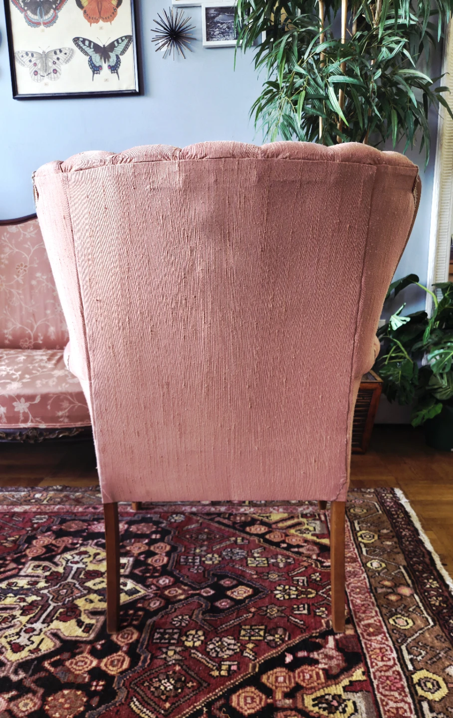 Vintage Coral Pink Channel/Clam Armchair - photo 4