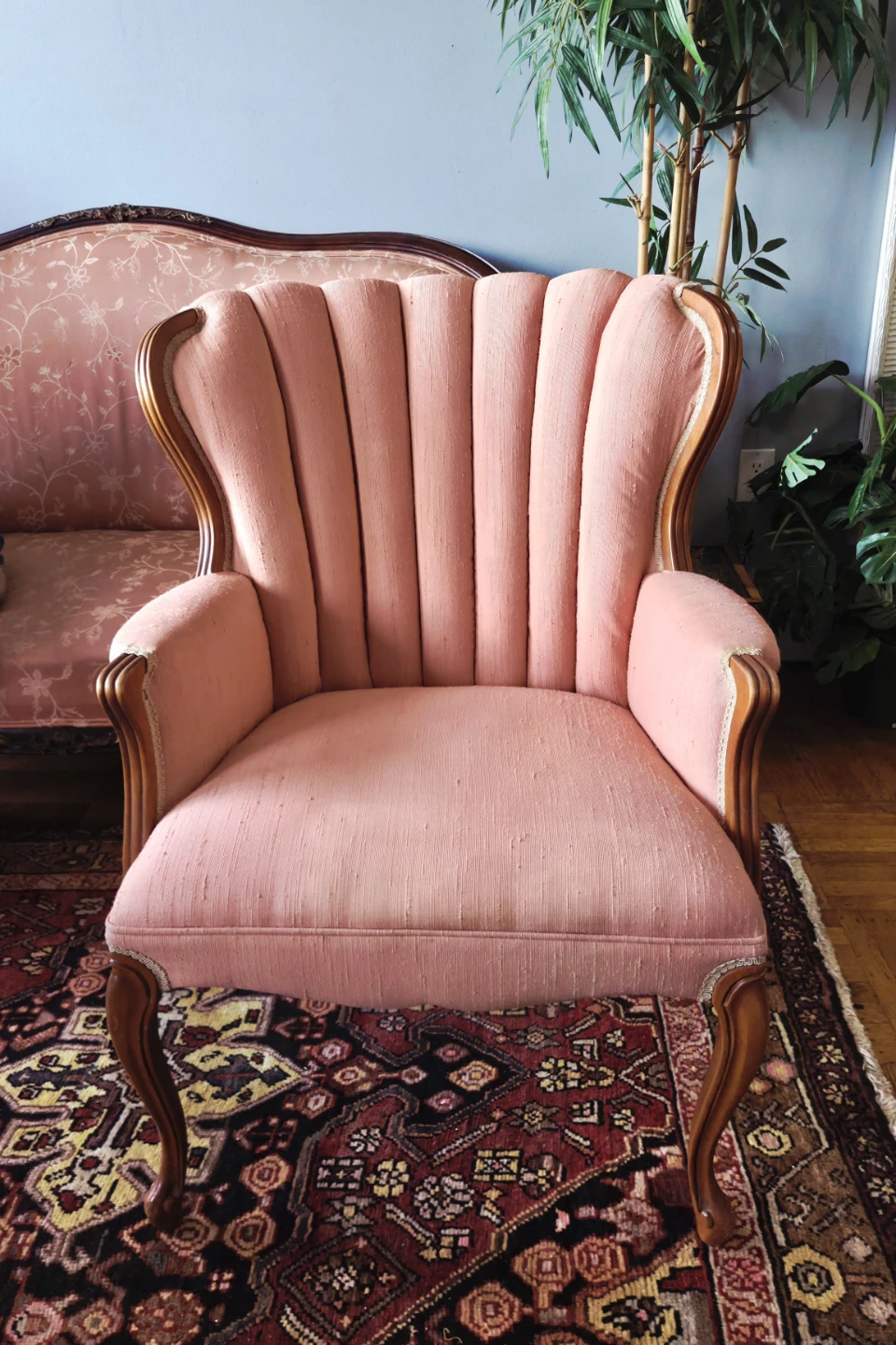 Vintage Coral Pink Channel/Clam Armchair - photo 5