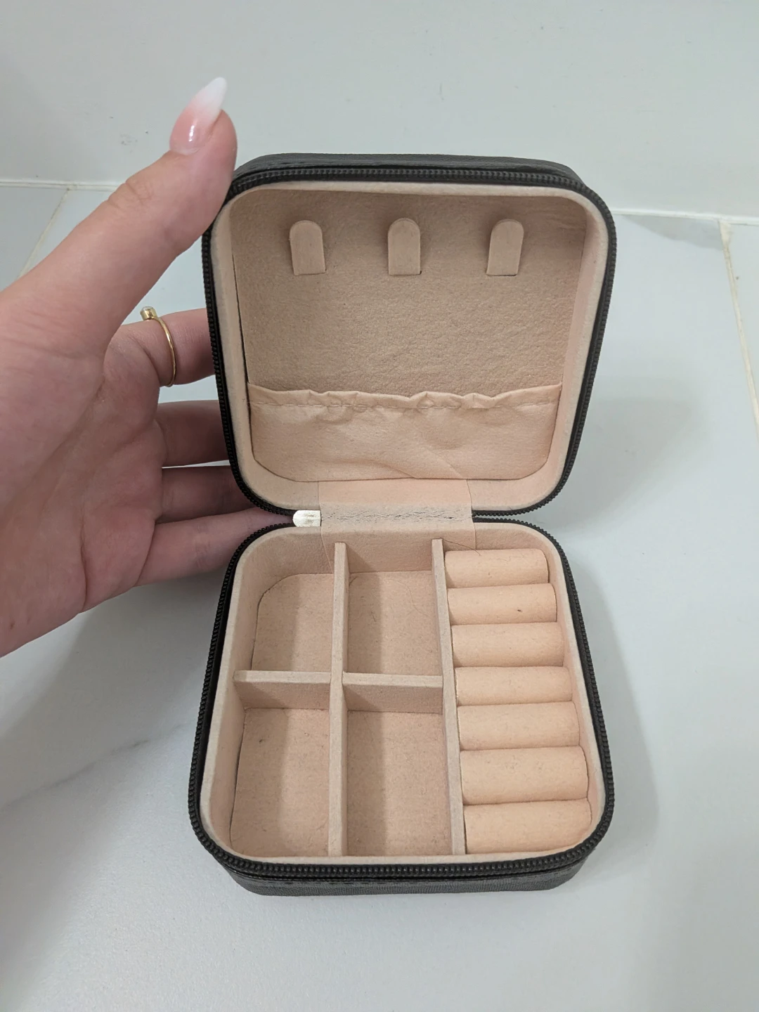 Black Travel Jewelry Organizer Box - photo 2
