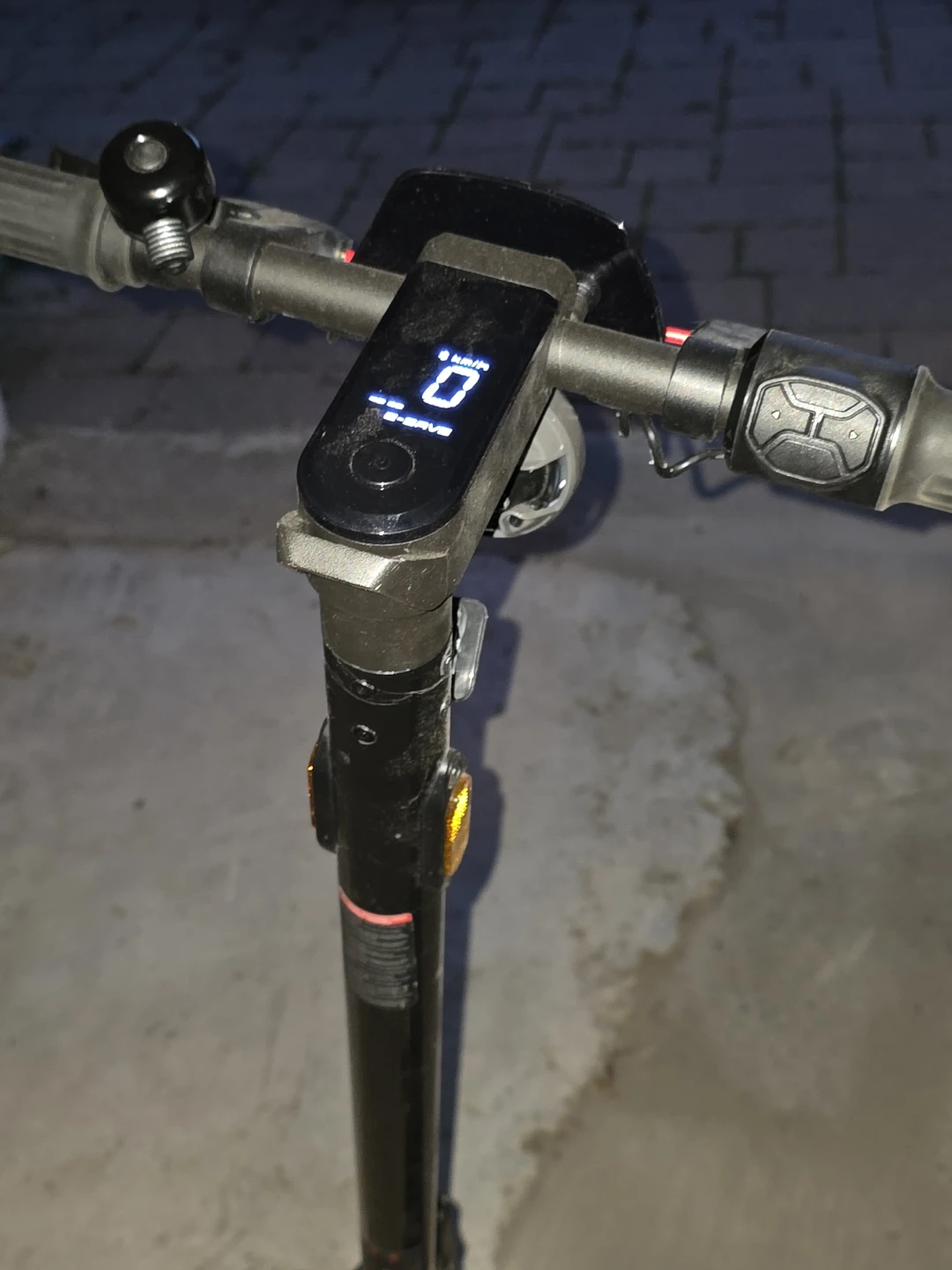 NIU KQi300X Electric Scooter - photo 5