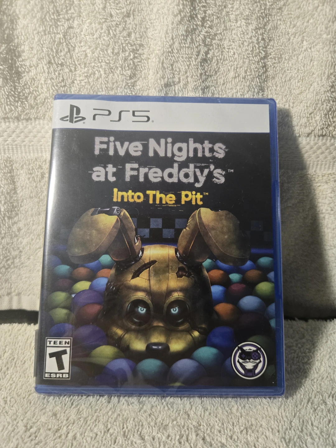 Five Nights at Freddy's: Into The Pit PS5 brand new