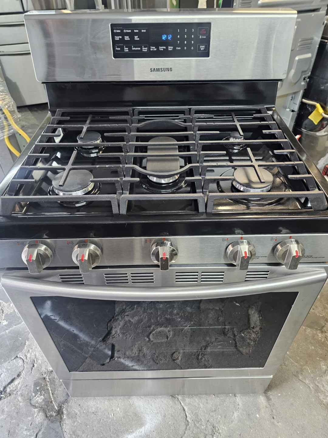 Samsung 30in Stainless steel gas stove