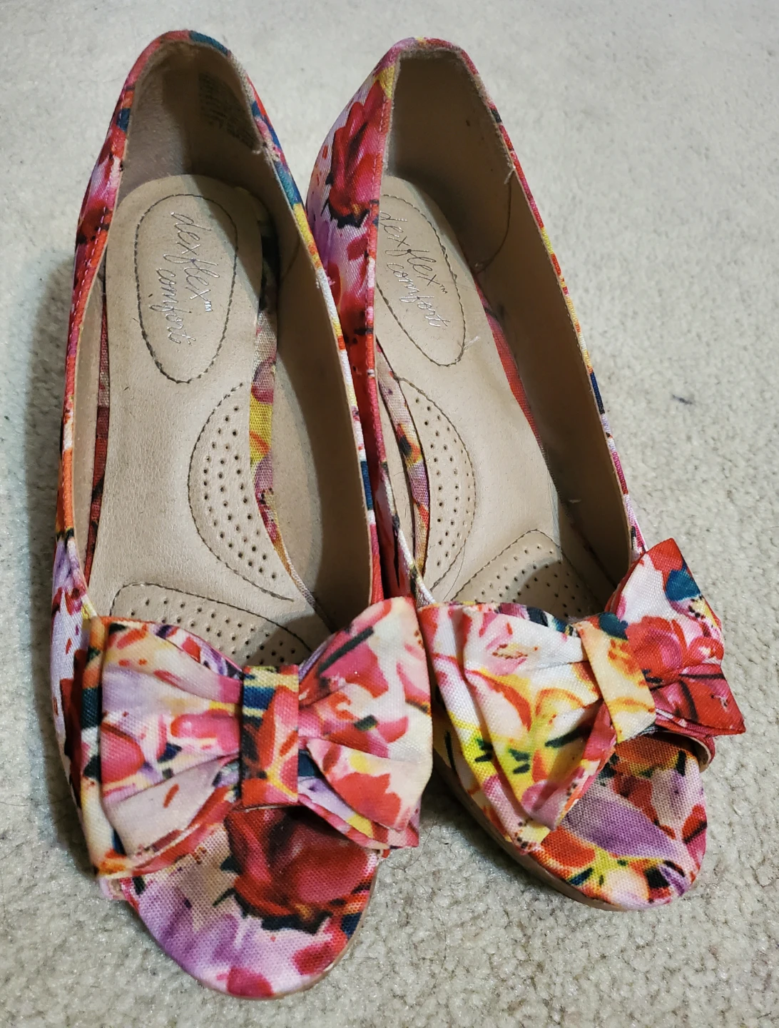 Women's Floral Wedge Shoes - photo 2