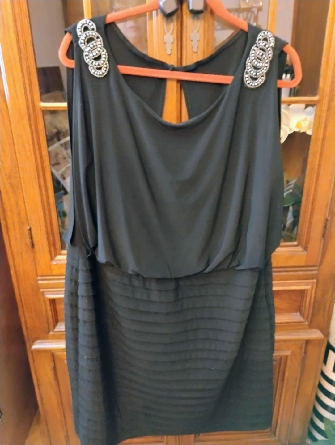 Dressbarn Women's Black Sleeveless Embellished Dress Size 18