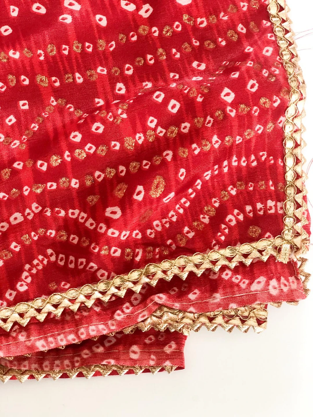 Red Bandhani Print Dupatta with Gold Trim - photo 2