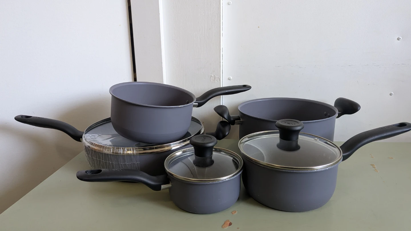 T-fal Cookware set( non stick)