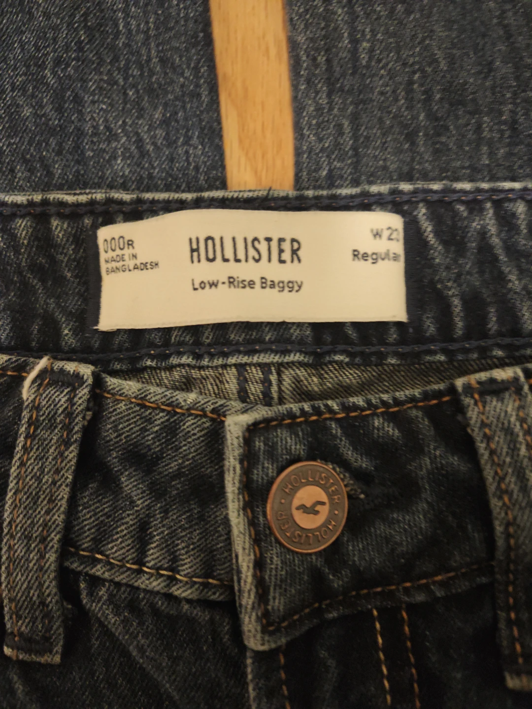 Hollister Low-Rise Baggy Jeans - Size W 23 Regular - photo 2