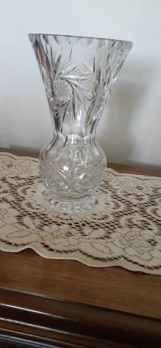 Pinewheel  crystal  Vase