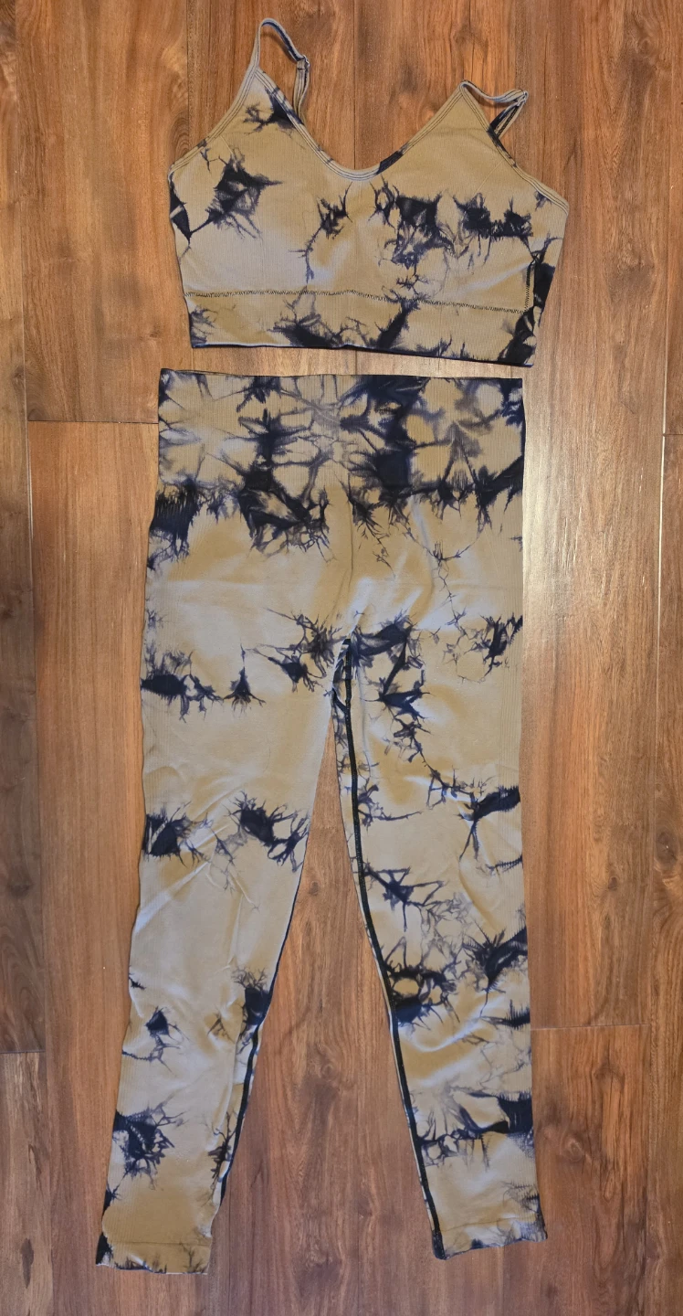 Workout Set - Sports Bra & Leggings - photo 2