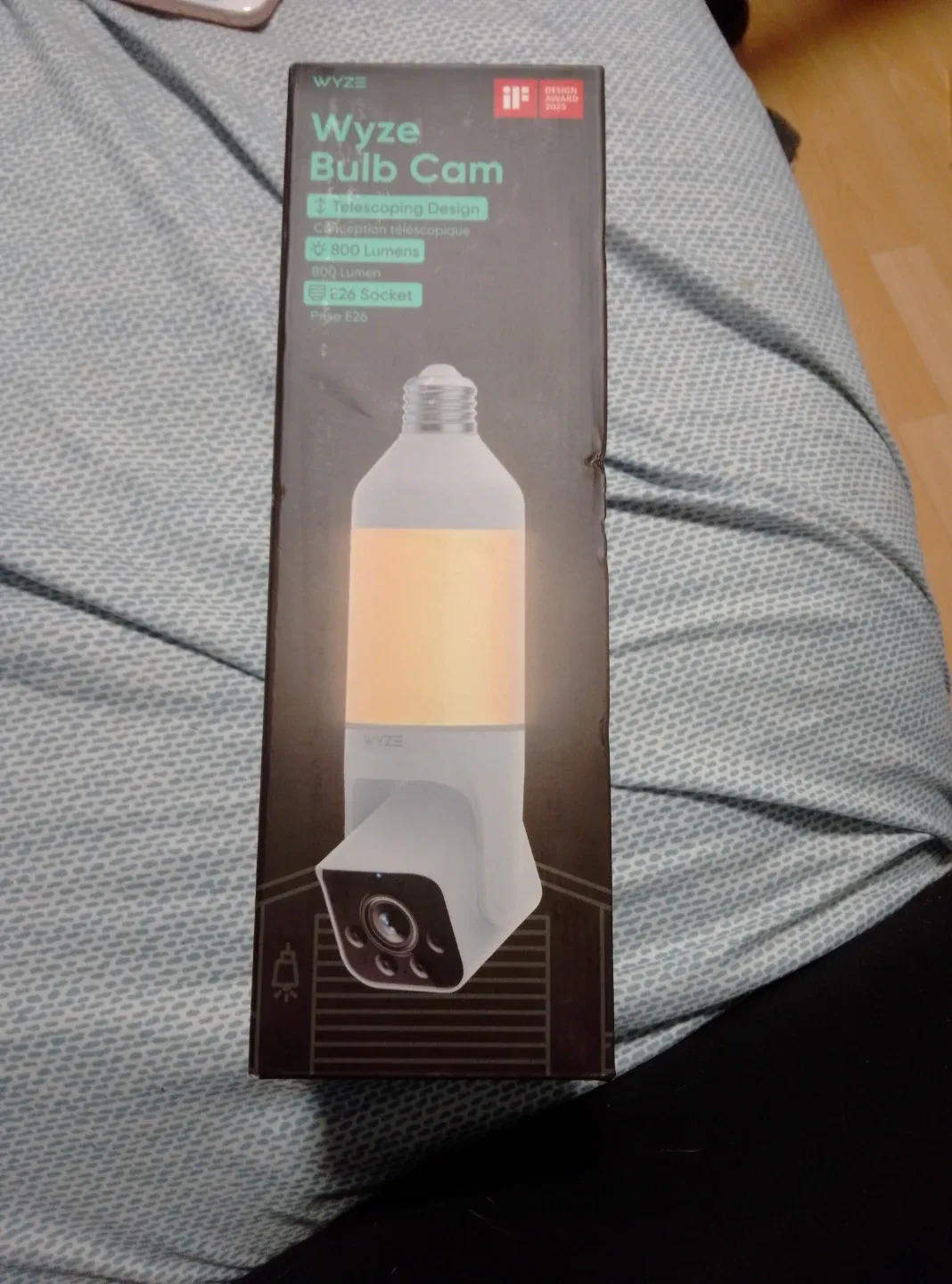 Wyze Bulb Cam with 800 Lumens and E26 Socket