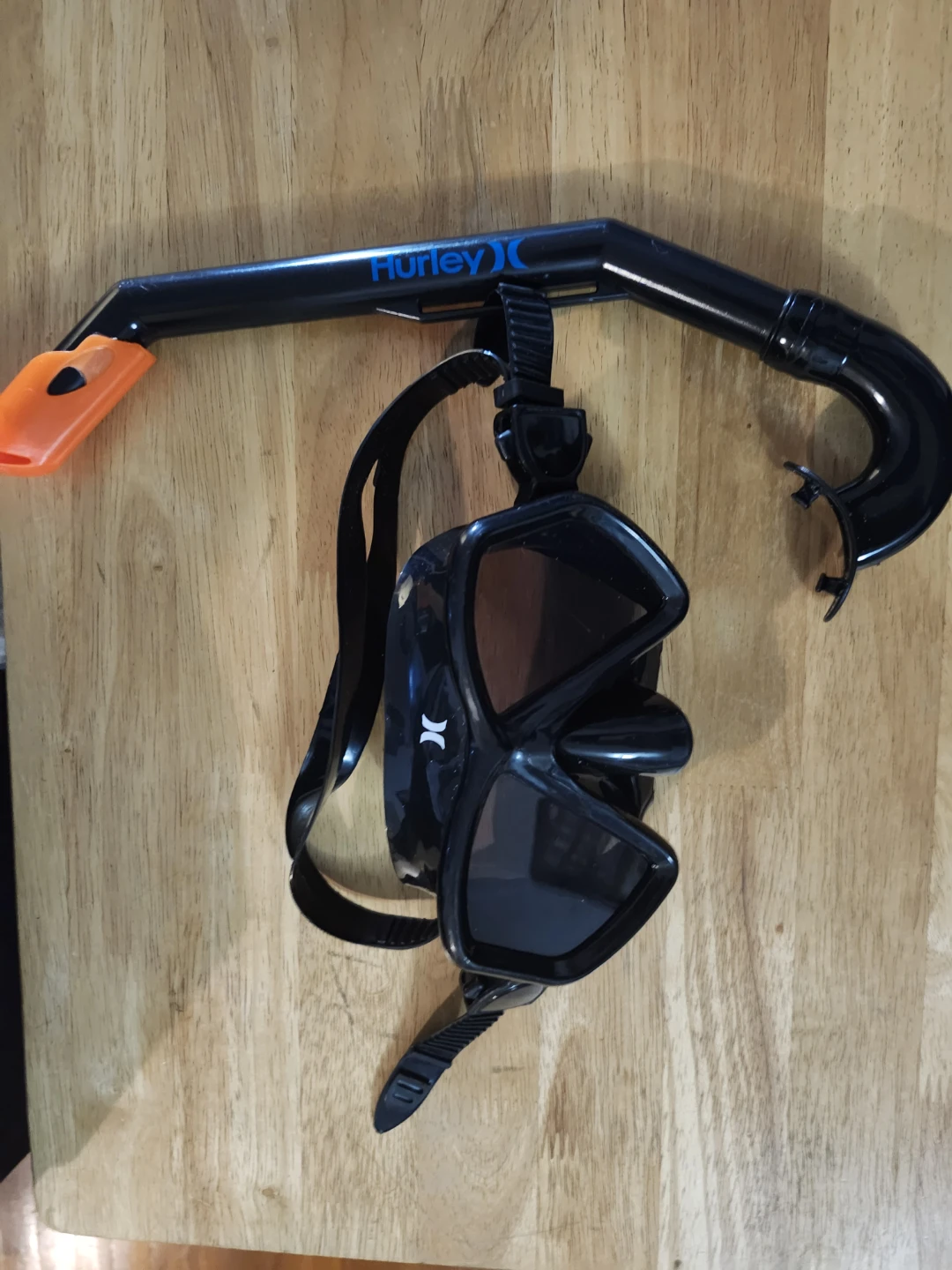 Hurley Snorkel Mask and Snorkel Set Kid size up to 12 yo - photo 2