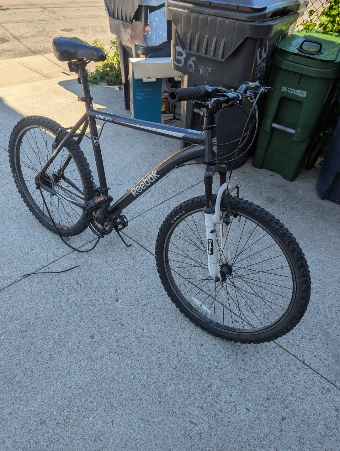 Reebok bike for fix or parts - photo 2