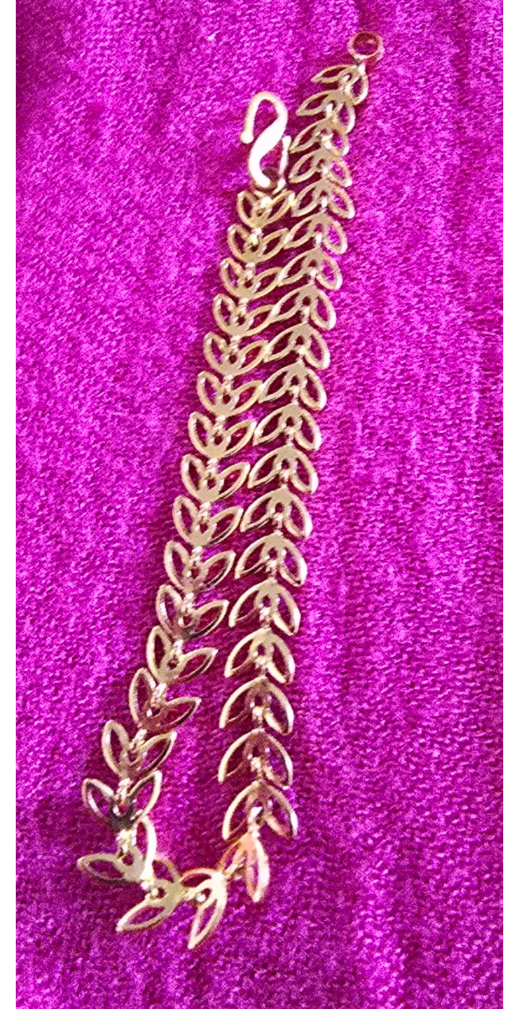 New Gold Tone Leaf Design Bracelet - photo 3