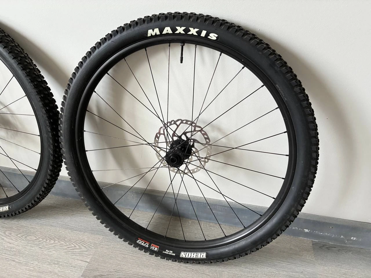 29” MTB wheelset DT Swiss 350 (microspline / 18t ratchet). - photo 4