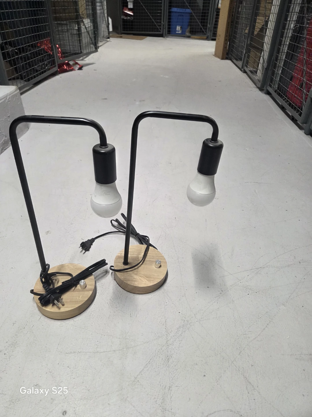 Pair of Modern Metal and Wood Desk Lamps - photo 3