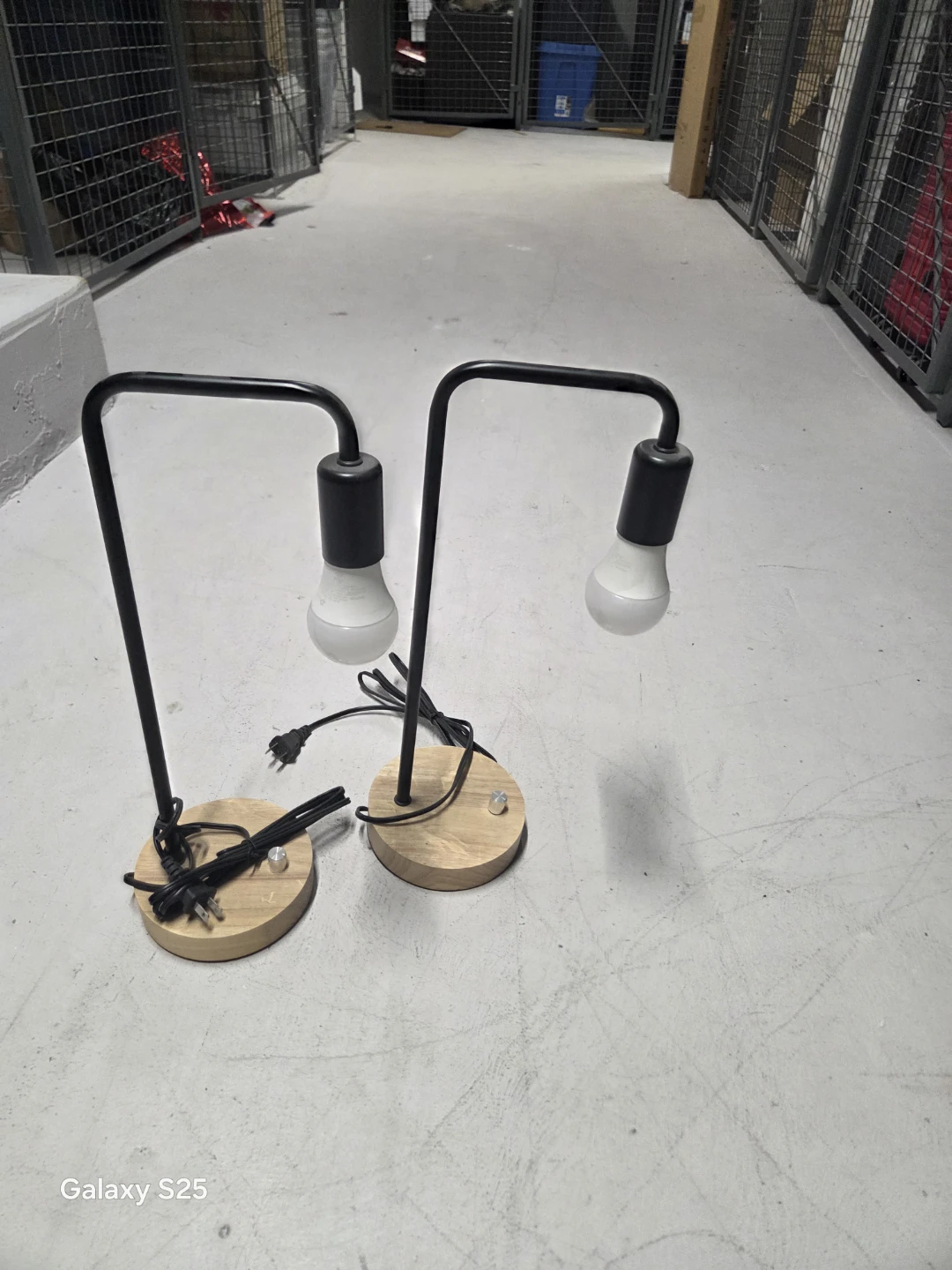 Pair of Modern Metal and Wood Desk Lamps - photo 4