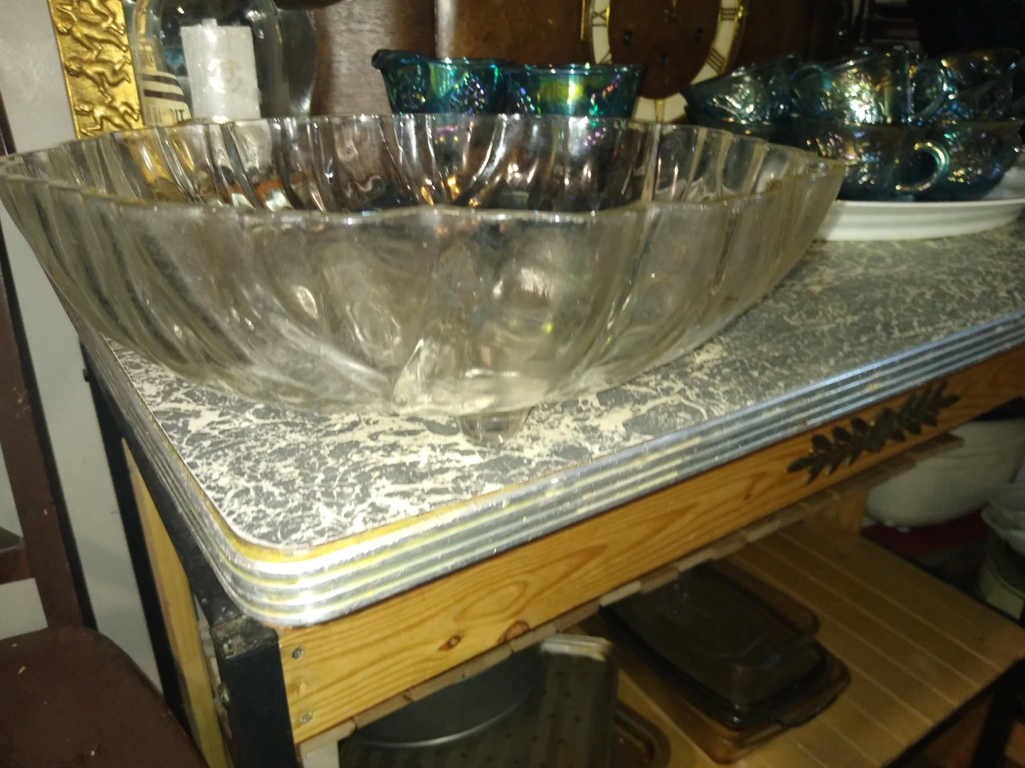Vintage sunflower pattern serving bowl - photo 2