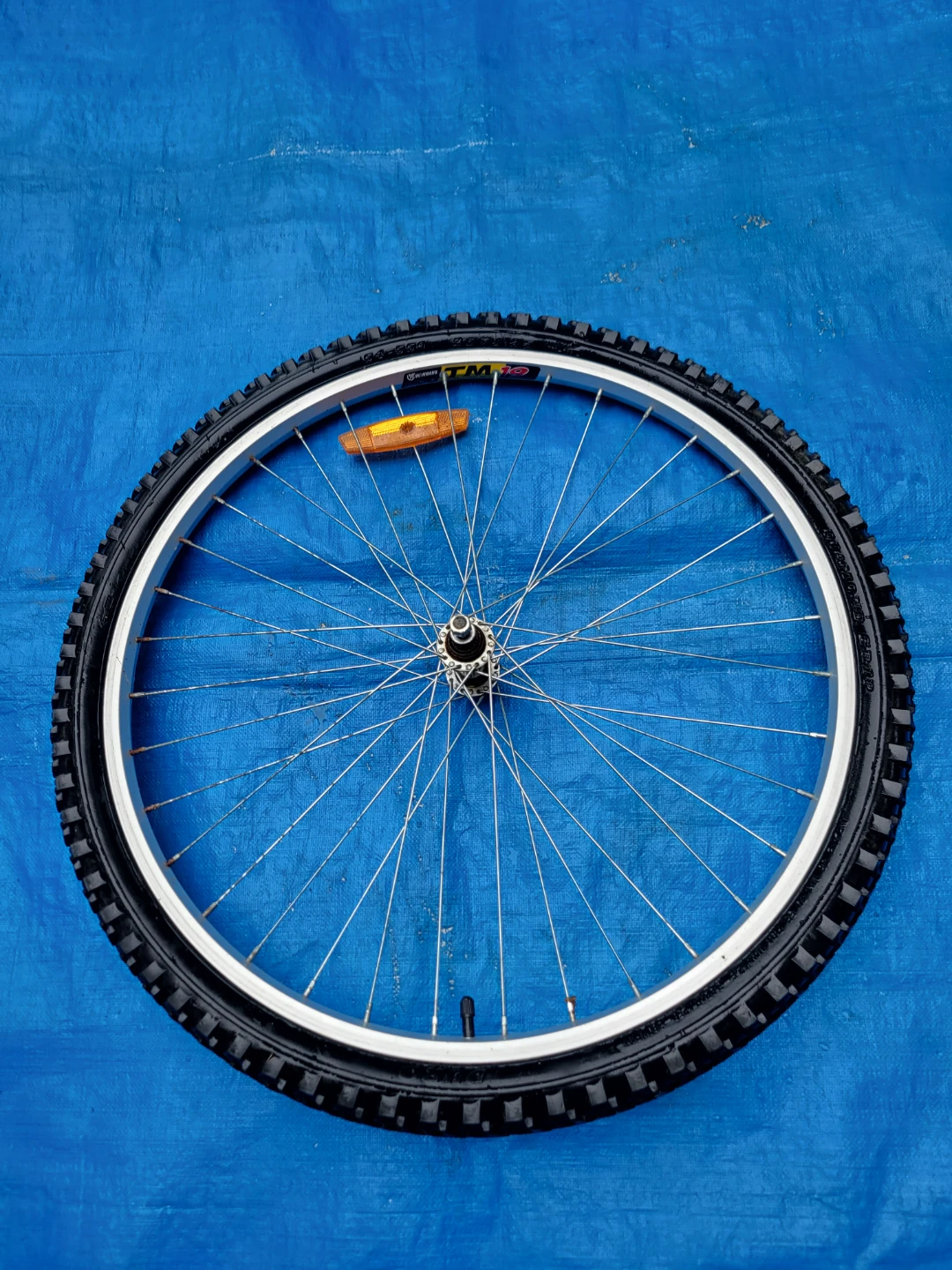 26 inch Bicycle Wheels (2) Front and back with tires & tubes - photo 5